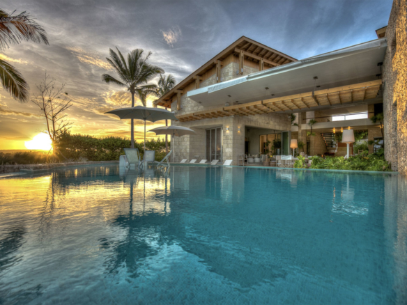 Villa Oceania Piscina 01